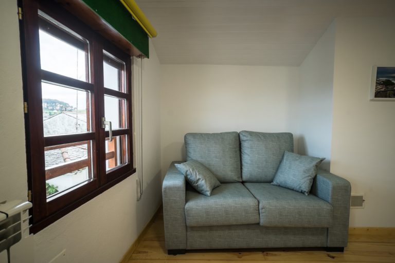 Sofá de la habitación grande